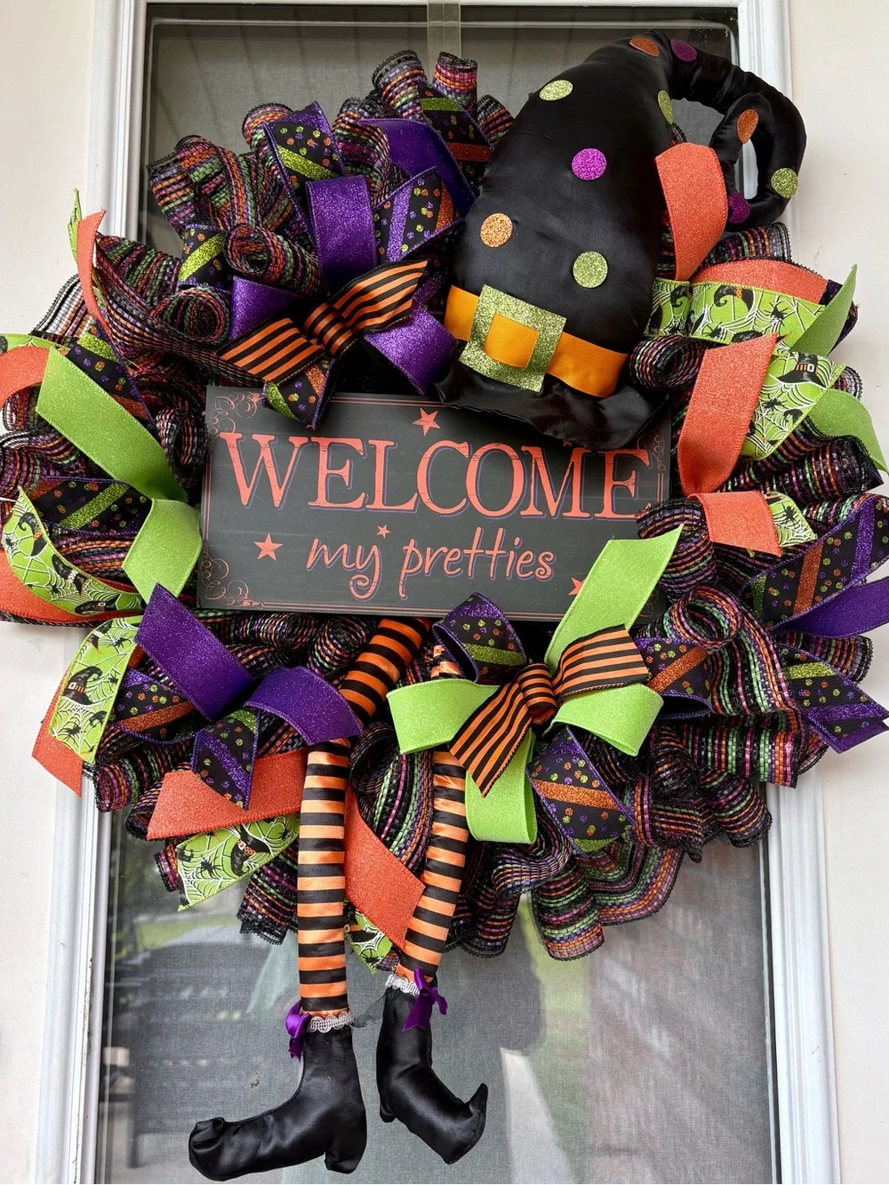 Halloween 'Welcome My Pretties' Witch Wreath - Black, Purple & Orange